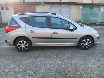 Peugeot 207sw - 7
