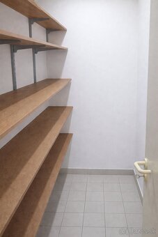 Prenajmem obchodné priestory – 70 m², centrum Púchova - 7