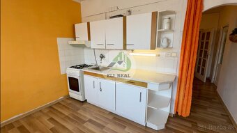 Na predaj : 3-izbový byt v centre mesta - 7