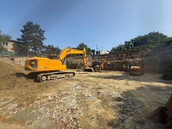 bager JCB 4CX, zemné výkopové a búracie práce, prípojky - 7