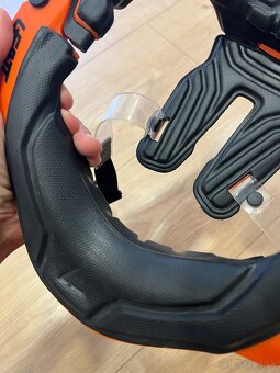 Leatt Neck Brace 4.5 - 7