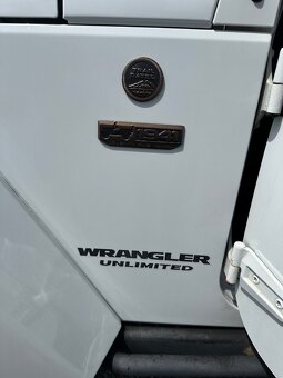 Jeep Wrangler Unlimited 75 Years Edition a/T - 7