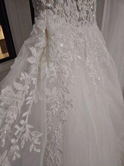 Svadobné šaty s lístočkami - 7