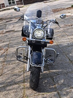 Suzuki intruder VL800 - 7