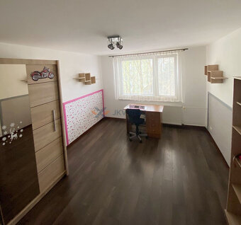 Prenájom: 3-izbový Byt s Luxusnou Kúpeľňou na Okružnej - 7