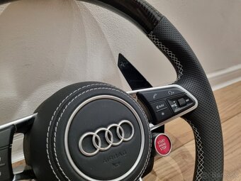AUDI R8 VOLANT SPORTOVY -- START/STOP - DRIVE SELECT - 7