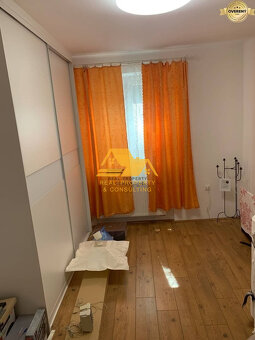Exkluzívne Predám tehlový 3 izbový byt s balkónom v Nových - 7