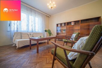 Na predaj rodinný 3,5 izbový dom pred rekonštrukciou v Šinta - 7