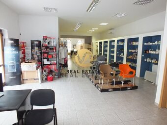 NA PREDAJ budova 673m2 v centre NITRY - 7