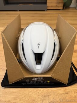 Prilba S-WORKS Evade 3 - 7