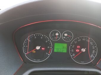 Ford fusion na opravu - 7