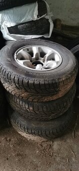 Predame pneumatiky na auta skoda a mitsubishi pajero - 7