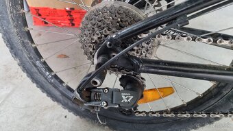 Predám detský/juniorský horský bicykel Specialized Hotrock P - 7