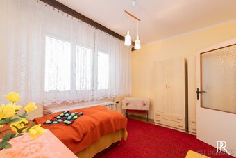 PREDAJ 5 IZBOVÝ RODINNÝ DOM S GARÁŽOU, DOLNÉ TRHOVIŠTE - 7