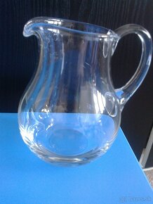 Rôzne sklo a keramiku - 7