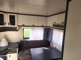 Obytny prives Hobby 440 - predstan + strieska naviac - 7