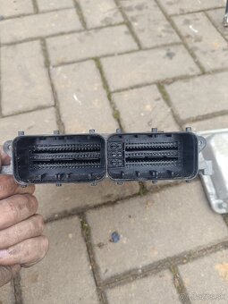 Riadiace jednotky - 7