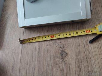 Protipožiarne dvere na zamykanie - 7