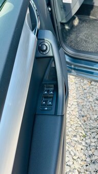 Škoda Octavia Combi 2.0 TDI Sportline 110kW DSG7 Ťažné zar. - 7
