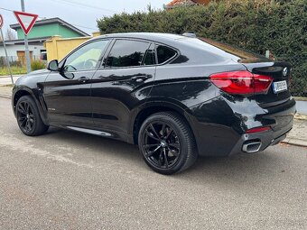 BMW X6 F16 40d xDrive M-packet INDIVIDUAL Black Optic packet - 7