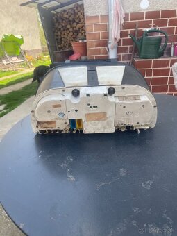 Predám originál prístrojový panel /budíky BMW E28 - 7