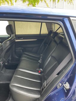 Subaru Legacy 2.5i - 7