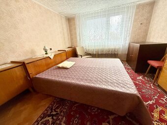 NA PREDAJ 3. IZB ROD. DOM s GARÁŽOU, POZEMOK 1.242m2, KÚTY - 7