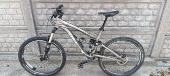 Celoodpružený bicykel TREK - 7