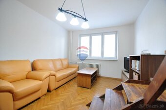 PRENÁJOM, 1-izbový byt, Poprad - Západ, Ul. Štúrova, blok Ze - 7