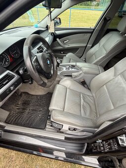 BMW 530d E60 Manuál - 7