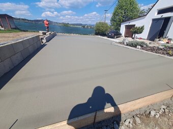 Výkopové práce  ,betonárske prace. - 7