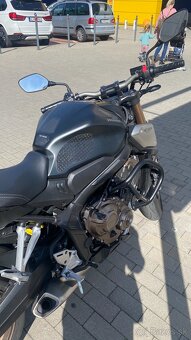 Honda CB650R 2022 - 7