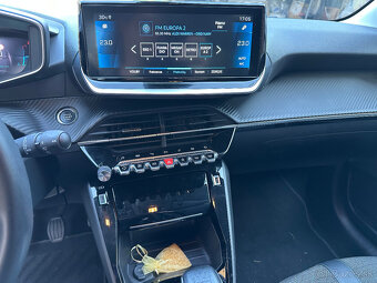 Peugeot 208 1.2 PureTech 100 Allure Pack záruka - 7