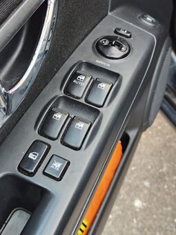 🚙 Kia Sorento 2.5 CRDi 125 kW | 4x4 | 2007 - 7