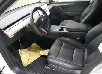 Tesla Model Y 2023 Long Range AWD - 7