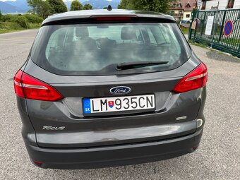 Predám Ford Focus 1.0 Ecoboost Kombi - 7