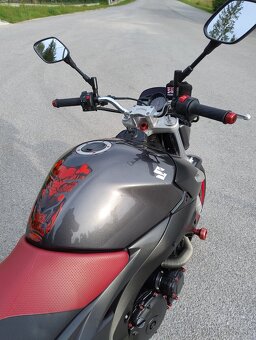 Suzuki GSR 600 YOSHIMURA LIMITED EDITION 9/2008 - 7