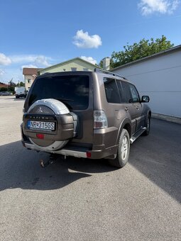 Mitsubishi Pajero - 7