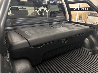 Toyota Hilux 3.0 A/T 2014 - 7