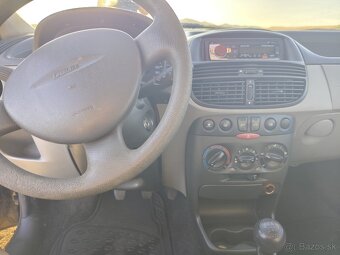 Fiat Punto - 7