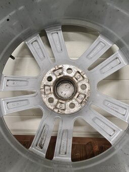 5X112 R20 AUDI 8,0J ET28 - 7