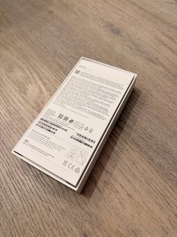 Predam Iphone 16 Pro 256GB Titanium - TOP STAV - 7