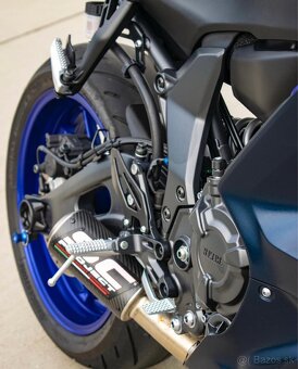 Yamaha R7 - 7