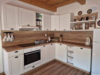 REZERVOVANÉ Chalupa v Hodruši – Hámroch, pozemok 720 m² - 7
