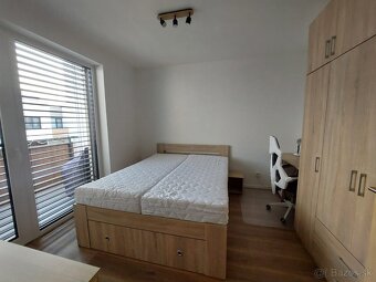 2 - izbový byt na prenájom s parkovaním a kobkou - 7
