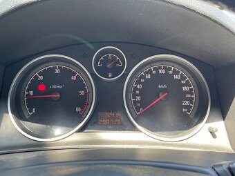 Opel Astra H 1.9CDTI 74kw 2008 - 7