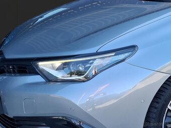 TOYOTA Auris 1.8 VVTi Hybrid Selection - Záruka TOYOTA 1.rok - 7