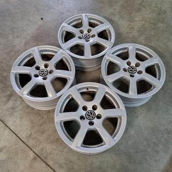 Hliníkové Volkswagen disky 5x100 R15 6J ET40 - 7