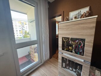 4-IZB BYT V BRATISLAVE plná vybavenosť - 7