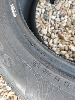 3x zimné pneu Pirelli 235/60R18 - 7